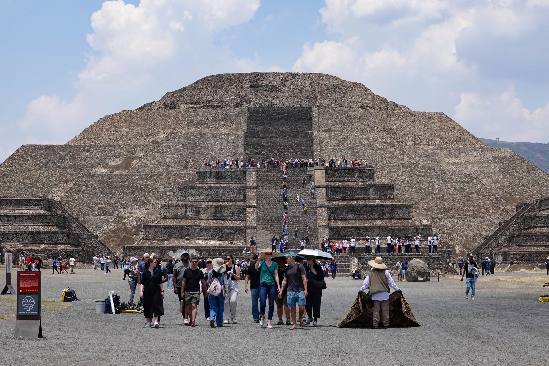 Autoridades reforzaron la seguridad en Teotihuacán con revisiones y vigilancia tras el ataque Foto Cuarto Oscuro 
