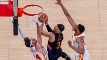 Se juega el tercer juego de las series de los Playoffs de la NBA. EFE