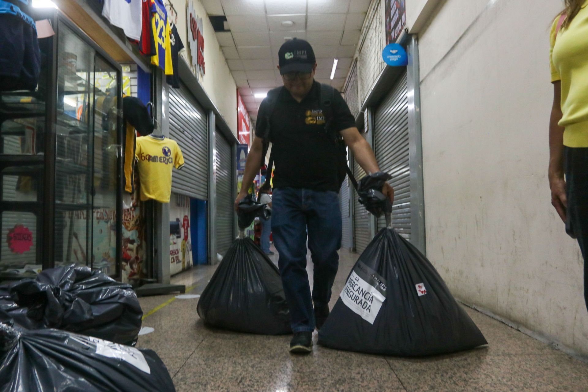 La Estrategia busca combatir la piratería. Foto Axel Sánchez 