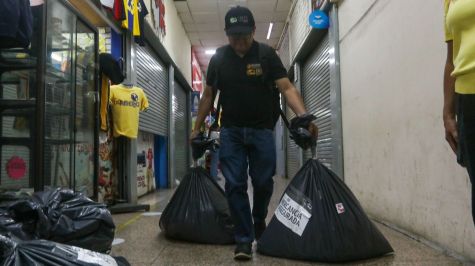 La Estrategia busca combatir la piratería. Foto Axel Sánchez 