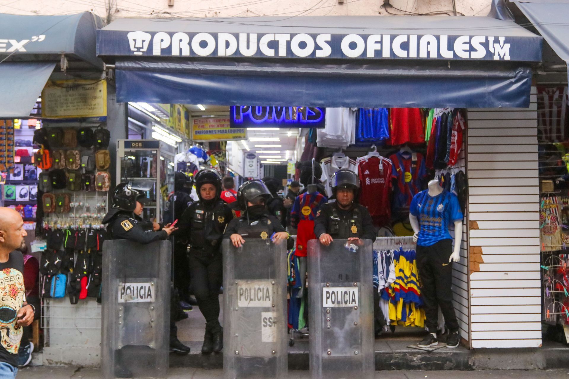 La Estrategia busca combatir la piratería. Foto Axel Sánchez 