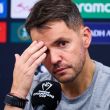 Nicolás Larcamón se despide de jugadores de Cruz Azul. MexSport