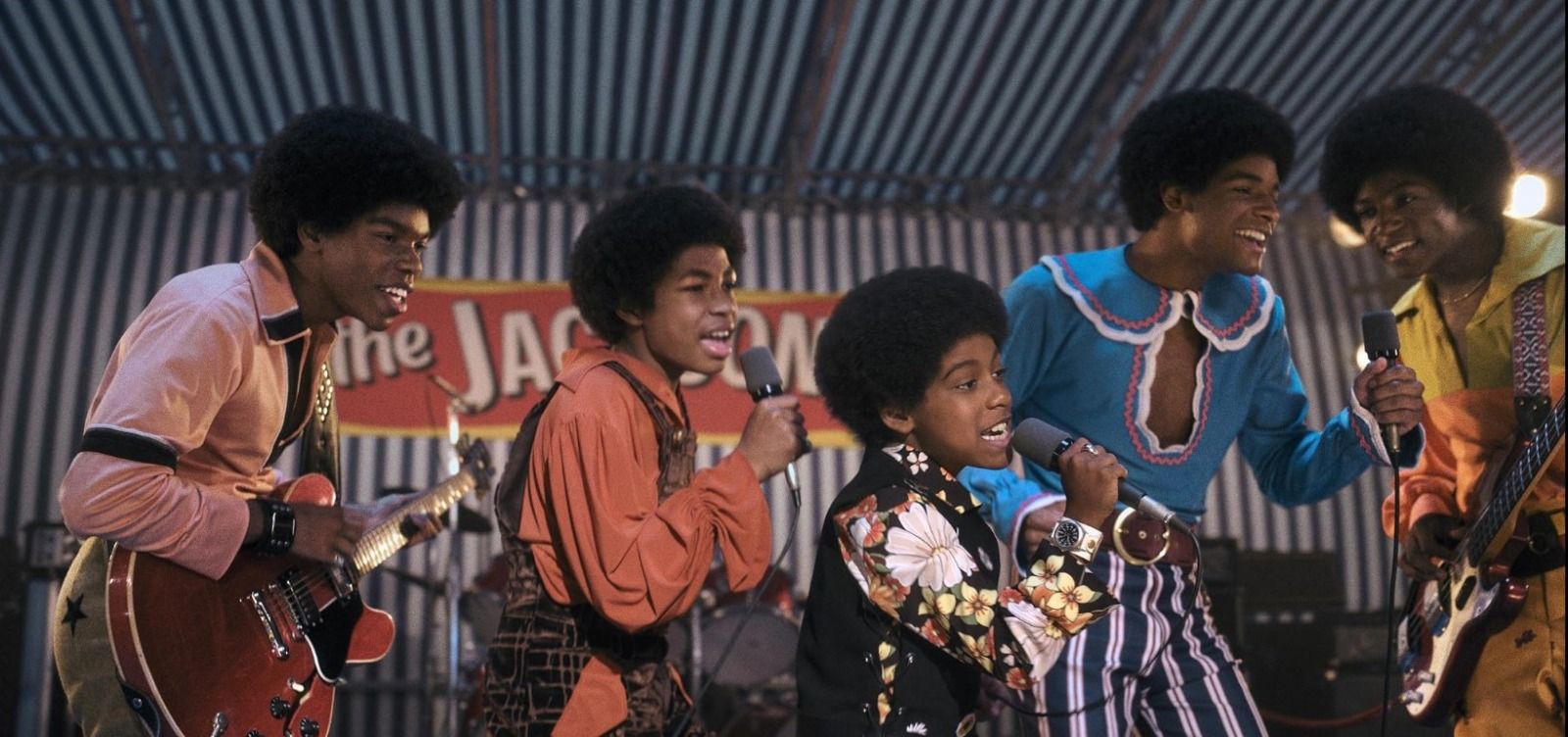 En poco más de dos horas, recorreremos la vida del artista desde su infancia. Foto Universal Pictures