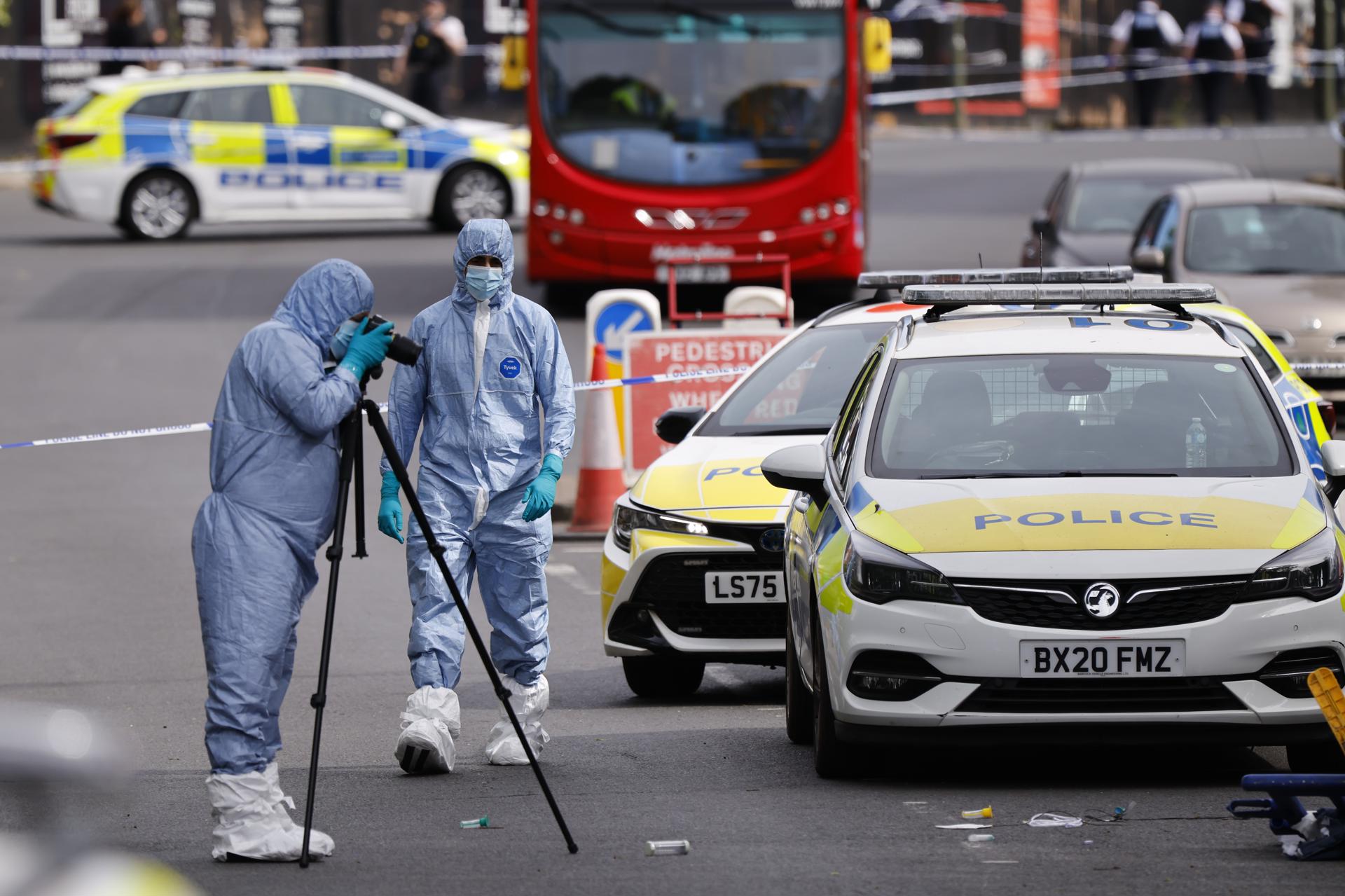 La rápida intervención del grupo de vigilancia comunitaria Shomrim fue crucial, ya que sus patrulleros lograron reducir al sospechoso