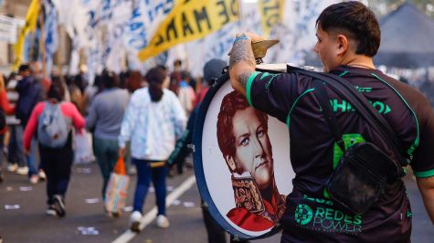 Miles de trabajadores protestan en Buenos Aires contra la reforma laboral de Javier Milei