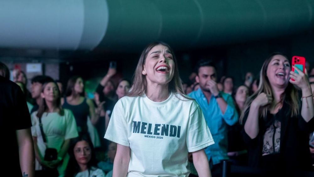 Melendi, Cortesía -