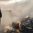 Un incendio en una zona industrial de Tláhuac movilizó a cuerpos de emergencia y obligó a evacuar a cientos de personas; el fuego fue controlado sin víctimas.