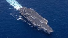 El USS George H.W. Bush (CVN 77) navega en el mar Arábigo como parte del bloqueo naval a Irán y en apoyo al “Proyecto Libertad” en Ormuz. (EFE)