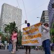 Habitantes de la alcaldía Miguel Hidalgo realizaron un bloqueo total sobre la avenida General Mariano Escobedo, para denunciar la continuación ilegal del proyecto inmobiliario Be Grand Alto Polanco (Foto: Cuartoscuro)
