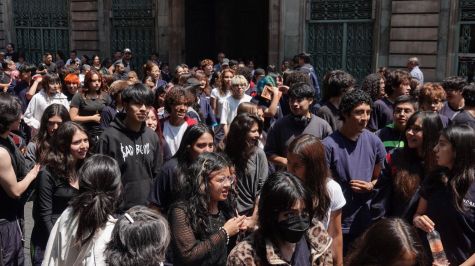El Primer Simulacro Nacional 2026 en la Ciudad de México registró una participación estimada de 8.6 millones de personas, con un tiempo promedio de evacuación de 1 minuto con 48 segundos y saldo blanco. Cuartoscuro