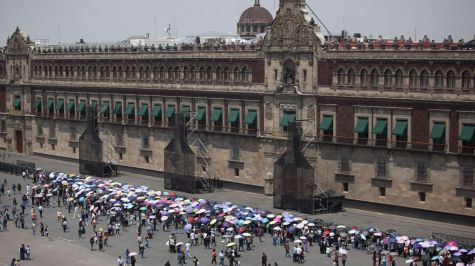 1080674 Fans BTS Palacio Nacional web