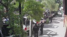 Después de la violenta jornada que sacudió las calles de la colonia Nueva Atzacoalco, en la alcaldía Gustavo A. Madero, luego de que un ataque armado cobró la vida de un hombre identificado como Juan “N”, el alias de "El Tuna", autoridades federales y locales realizan un fuerte operativo en la localidad (Foto: Especial)