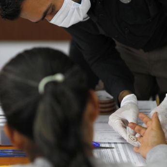 Buscan realizar una confronta genética con los hallazgos en el Rancho Izaguirre. EFE