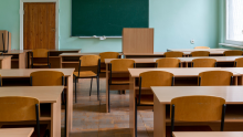 La CNDH pidió revisar la decisión de concluir el ciclo escolar el próximo 5 de junio, al considerar que podría afectar a millones de estudiantes y familias mexicanas. 