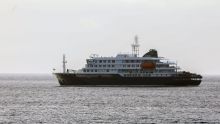 Ministerio de Sanidad de España, reduce a diez los casos de hantavirus en crucero (EFE)