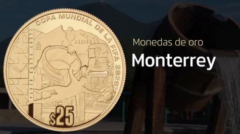 Un jugador de futbol y al fondo la Fuente El Crisol, una de las más emblemáticas del paseo Santa Lucía, así como el Cerro de la Silla. En el contorno superior, la leyenda COPA MUNDIAL DE LA FIFA 2026™. A la izquierda, la identidad gráfica definida por la FIFA para representar a la ciudad de Monterrey y a la derecha de esta el texto PASEO SANTA LUCÍA. Se incluyen el logotipo de la FIFA 26 MONTERREY™, la denominación, la palabra MÉXICO y la ceca de la Casa de Moneda de México "M°". (Banxico)