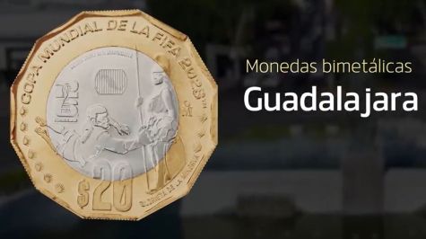 Un jugador de futbol con un balón y la figura de la escultura de la diosa Minerva, que se ubica en la glorieta del mismo nombre. En el contorno superior, la leyenda COPA MUNDIAL DE LA FIFA 2026™. En el contorno inferior, la identidad gráfica definida por la FIFA para representar a la ciudad de Guadalajara y la leyenda GLORIETA DE LA MINERVA. Se incluyen el logotipo de la FIFA 26 GUADALAJARA™; la denominación y la ceca de la Casa de Moneda de México "M°". Como elementos de seguridad, el microtexto MÉXICO TRIPLE SEDE MUNDIALISTA y la imagen latente con la silueta de la República Mexicana.  (Banxico)