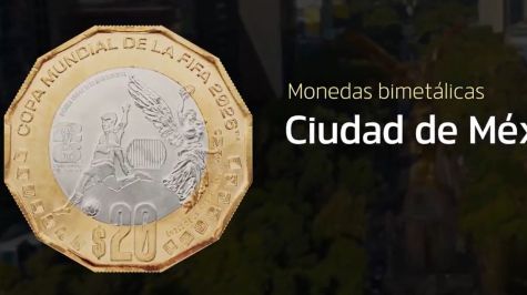 Un jugador de futbol con un balón y el Ángel de la Independencia. En el contorno superior, la leyenda COPA MUNDIAL DE LA FIFA 2026™. En el contorno inferior, la identidad gráfica definida por la FIFA para representar a la Ciudad de México y la leyenda ÁNGEL DE LA INDEPENDENCIA. Se incluyen el logotipo de la FIFA 26 CIUDAD DE MÉXICO™; la denominación y la ceca de la Casa de Moneda de México "M°". Como elementos de seguridad, el microtexto MÉXICO TRIPLE SEDE MUNDIALISTA y la imagen latente con la silueta de la República Mexicana. (Banxico)