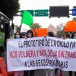 Trabajadoras sexuales de la zona denuncian nuevamente que la reciente construcción de una ciclovía funciona como una barrera física que las desplaza y amenaza su sustento (Foto: Cuartoscuro)