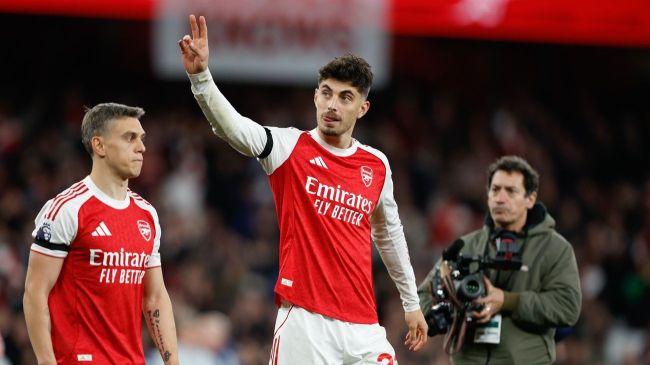 Los Gunners quedaron a un triunfo del título y esperan un tropiezo del Manchester City.