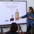 Azucena Cisneros informó del retiro de lodo y basura de calles.