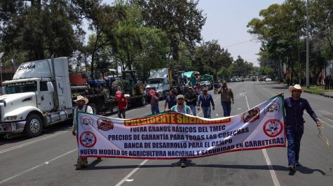 Baltazar Valdez Armentia, presidente de la organización Campesinos Unidos de Sinaloa y vocero del Frente Nacional para el Rescate del Campo Mexicano, informó que la sesión de trabajo realizada hoy se limitó exclusivamente a una interlocución con César Yáñez Centeno Cabrera (Foto: Cuartoscuro)