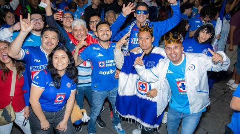 Los festejos se extendieron hasta la madrugada (Foto: Brandon Díaz)
