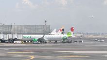 Viva Aerobus implementa filtro temporal a viajeros procedentes de Uganda, RDC y Sudán del Sur. Foto Cuartoscuro