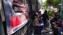 Maestros de la CNTE mantuvieron movilizaciones pese a diálogo con el gobierno. Foto Cuarto Oscuro