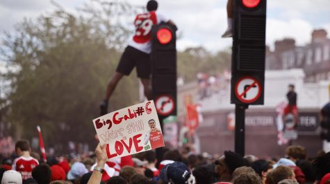 En lo que se considera quizás el desfile más grande en la historia del fútbol inglés