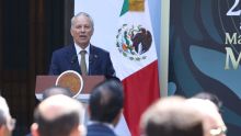 José Medina Mora, presidente del Consejo Coordinador Empresarial (CCE), manifestó que existe una actitud positiva tanto en nuestro país como en la Unión Americana para alcanzar acuerdos que beneficien el desarrollo regional (Foto: Cuartoscuro)