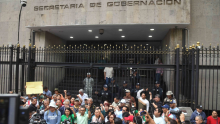 La CNTE mantendrá movilizaciones en la Ciudad de México mientras continúan las negociaciones con el Gobierno federal tras los enfrentamientos registrados el lunes. Cuartoscuro