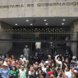 La CNTE mantendrá movilizaciones en la Ciudad de México mientras continúan las negociaciones con el Gobierno federal tras los enfrentamientos registrados el lunes. Cuartoscuro La CNTE mantendrá movilizaciones en la Ciudad de México mientras continúan las negociaciones con el Gobierno federal tras los enfrentamientos registrados el lunes. Cuartoscuro