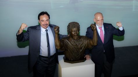 Hugo Sánchez (ex futbolista) y Javier Tebas  (presidente de LaLiga)