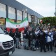 Aficionados iraníes reciben a su selección en Tijuana (Foto EFE) Aficionados iraníes reciben a su selección en Tijuana (Foto EFE)
