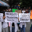 omerciantes del primer cuadro de la ciudad exigen romper el cerco de la CNTE, mientras el Gobierno de la CDMX despliega un operativo de contención sin armas en el AICM. (Foto: Cuartoscuro) omerciantes del primer cuadro de la ciudad exigen romper el cerco de la CNTE, mientras el Gobierno de la CDMX despliega un operativo de contención sin armas en el AICM. (Foto: Cuartoscuro)