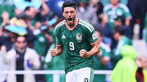 Raúl Jiménez llora tras anotar su primer gol en una Copa del Mundo (Foto Mexsport) Raúl Jiménez llora tras anotar su primer gol en una Copa del Mundo (Foto Mexsport)