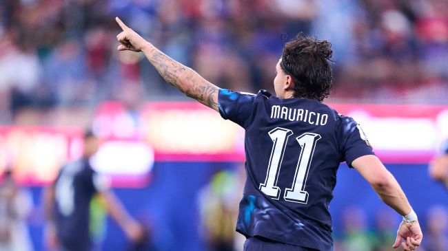 Mauricio Magalhaes festeja el primer tanto paraguayo. MexSport Mauricio Magalhaes festeja el primer tanto paraguayo. MexSport