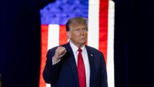 A través de su red social Truth Social, Trump declaró que el acuerdo está "completo" y autorizó de inmediato la apertura sin peaje en Ormuz (Foto: EFE)