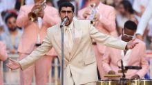 El cantante puertorriqueño Bad Bunny durante el último concierto de su gira en Madrid, este lunes en el estadio Metropolitano. EFE/Kiko Huesca
