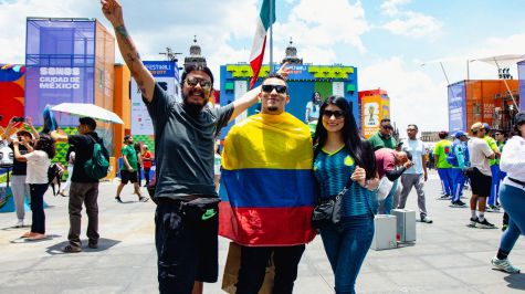 Afición vive el FIFA Fan Fest en el Zócalo, CDMX (Foto: Brandon Díaz de León)