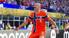 Haaland firma debut soñado y Noruega vuelve al Mundial con goleada
