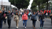 La CNTE intentó marchar al Estadio Ciudad de México, pero policías les cerraron el paso en Calzada de Tlalpan. Cuartoscuro