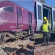 Dos trenes colisionan cerca de Bedford, Inglaterra. (capturas de pantalla tomadas de redes sociales)