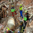 Bomberos y personal de Protección Civil rescataron a una mujer de 63 años tras el colapso parcial de un inmueble en la colonia Hipódromo.(Foto: SGIRPC) Bomberos y personal de Protección Civil rescataron a una mujer de 63 años tras el colapso parcial de un inmueble en la colonia Hipódromo.(Foto: SGIRPC)
