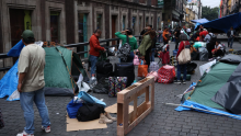 Tras casi tres semanas de afectaciones, comerciantes y peatones comenzaron a recuperar las calles del Centro Histórico de la Ciudad de México. (Foto: Cuartoscuro)