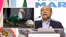 Exige Felipe Calderón apoyo económico de la FIFA para los propietarios del Pato Merlín. (Cuartoscuro y EFE)