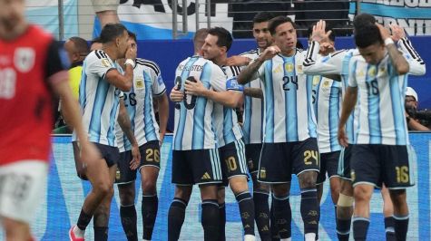 Argentina celebra el 1-0 en favor de Austria. EFE