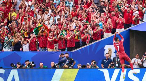 Cristiano Ronaldo festeja segunda anotación ante Uzbekistán. MexSport