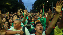 El triunfo de México reunió a más de 800 mil personas en el Zócalo, Paseo de la Reforma y los Festivales Futboleros de la Ciudad de México. (Foto: Cuartoscuro)